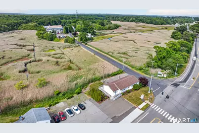 239 E Main Street, Clinton, CT 06413 - Photo 31