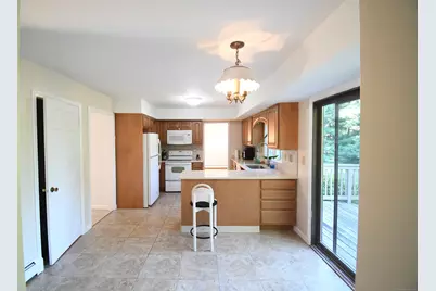 313 Burnt Plains Road, Milford, CT 06461 - Photo 7
