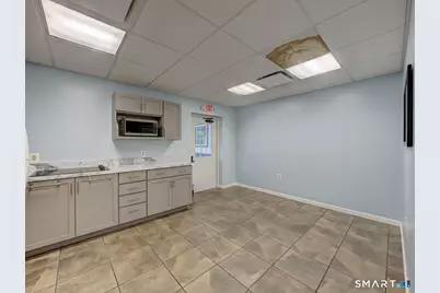 1 Northgate Drive, Windsor Locks, CT 06096 - Photo 35
