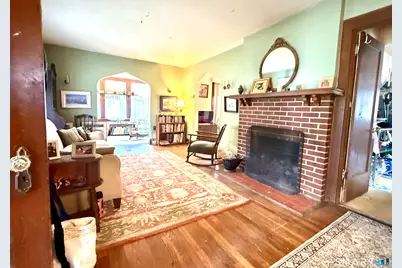 25 Essex Street, Fairfield, CT 06825 - Photo 7