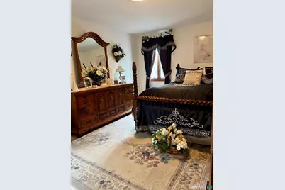 15 Bridle Path Lane, West Haven, CT 06516 - Photo 13