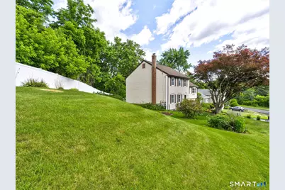 4 Lee Circle, Bloomfield, CT 06002 - Photo 29