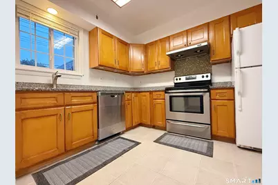 1679 Litchfield Turnpike, Woodbridge, CT 06525 - Photo 27