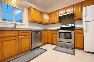 1679 Litchfield Turnpike, Woodbridge, CT 06525 - Photo 27