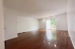 1679 Litchfield Turnpike, Woodbridge, CT 06525 - Photo 29