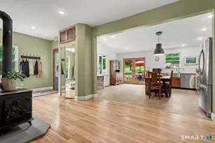 110 Newton Rd, Woodbridge, CT 06525 - Photo 11