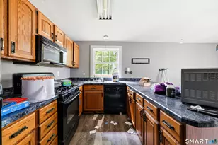 3 Tanglewood Ct, Bloomfield, CT 06002 - Photo 9