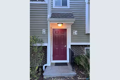 71 Aiken Street #J2, Norwalk, CT 06851 - Photo 1