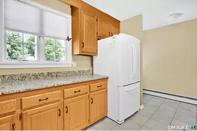 40 Kathleen Way, Manchester, CT 06042 - Photo 7