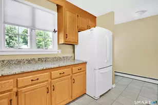 40 Kathleen Way, Manchester, CT 06042 - Photo 7