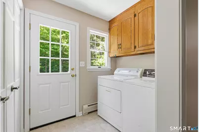 47 Canterbury Lane, Monroe, CT 06468 - Photo 7