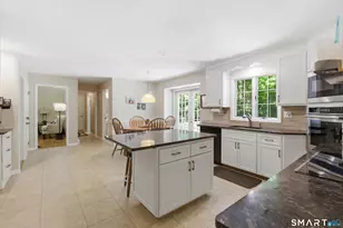47 Canterbury Ln, Monroe, CT 06468 - Photo 5