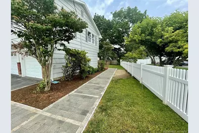 98 Soundview Drive, Stamford, CT 06902 - Photo 7