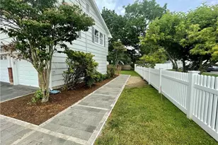 98 Soundview Dr, Stamford, CT 06902 - Photo 7