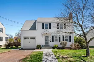 10 Greenacres Ave, West Hartford, CT 06107 - Photo 1