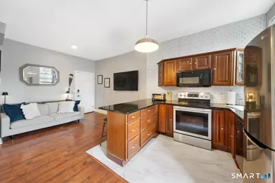 5 Hundley Court #2C, Stamford, CT 06902 - Photo 11