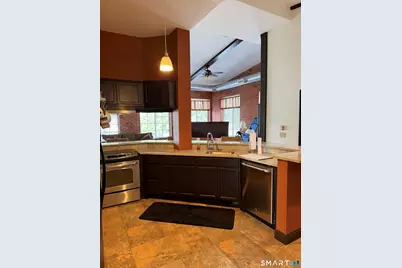 10 Summit Street #Apt. 1, East Hampton, CT 06424 - Photo 3