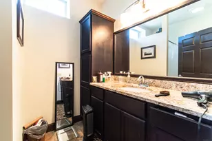 10 Summit St, East Hampton, CT 06424 - Photo 5