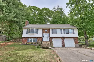 58 Oak Hollow Dr, Waterbury, CT 06708 - Photo 1