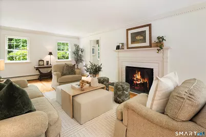130 Comstock Hill Road, New Canaan, CT 06840 - Photo 5