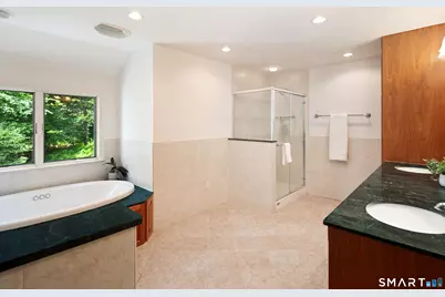 130 Comstock Hill Road, New Canaan, CT 06840 - Photo 17