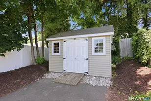 37 Broadview St, Newington, CT 06111 - Photo 35
