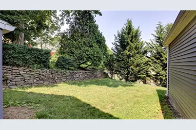 38 Concord Avenue, Milford, CT 06460 - Photo 27
