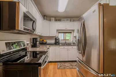 18-20 Brunswick Avenue, Plainfield, CT 06354 - Photo 9