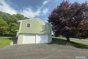 44 Polly Ave, Killingly, CT 06239 - Photo 3