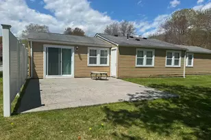 146 Ring Dr, Groton, CT 06340 - Photo 5
