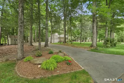 2 Cricket Lane, Simsbury, CT 06070 - Photo 3