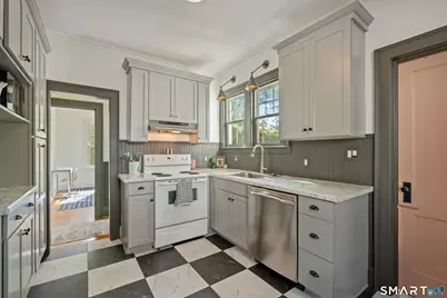 53 Burr Street, West Hartford, CT 06107 - Photo 7