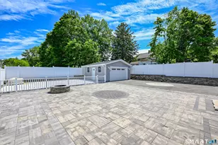 222 Hamilton St, Meriden, CT 06451 - Photo 25