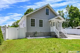 222 Hamilton St, Meriden, CT 06451 - Photo 3