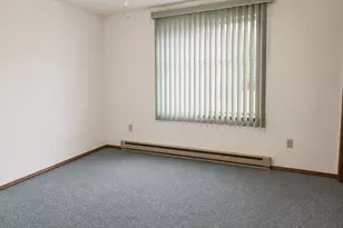 975 Meriden Rd, Waterbury, CT 06705 - Photo 21