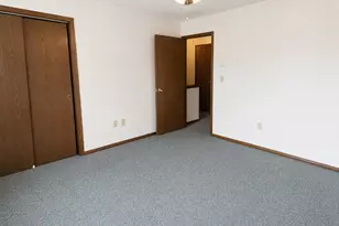 975 Meriden Rd, Waterbury, CT 06705 - Photo 19