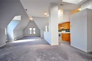 12 Charter Oak Pl, Hartford, CT 06106 - Photo 1