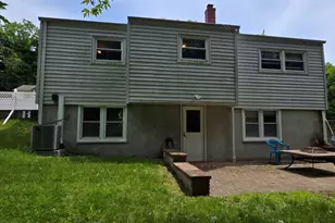 13 Berkshire Cir, Ansonia, CT 06401 - Photo 3