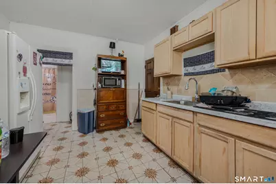 16-18 Dover Street, Hartford, CT 06106 - Photo 9