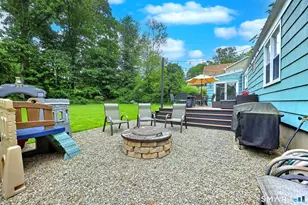 78 Blackhouse Rd, Trumbull, CT 06611 - Photo 7