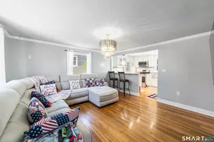 15 Fenway Dr, Hamden, CT 06517 - Photo 9