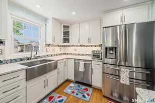 15 Fenway Dr, Hamden, CT 06517 - Photo 13