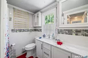 15 Fenway Dr, Hamden, CT 06517 - Photo 21