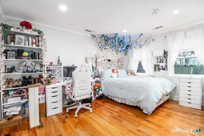 2445 Park Avenue #10, Bridgeport, CT 06604 - Photo 11