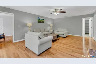 141 Putting Green Road, Trumbull, CT 06611 - Photo 15