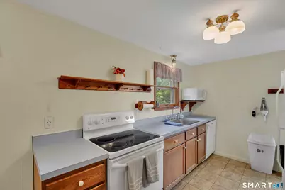 19 Litchfield Place, Rocky Hill, CT 06067 - Photo 13