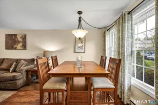 8 Countryside Ln, Middletown, CT 06457 - Photo 7