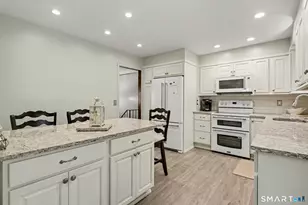 2010 Old Town Rd, Trumbull, CT 06611 - Photo 19