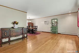2010 Old Town Rd, Trumbull, CT 06611 - Photo 11