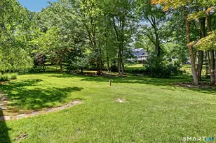 2010 Old Town Rd, Trumbull, CT 06611 - Photo 7